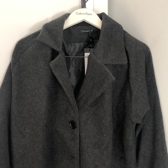 NEW* Coat Size 10 - Picture 2 of 6